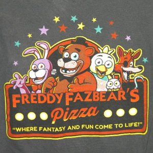 Freddy Fazbear's Pizza 5 Nights at Freddy Tshirt L